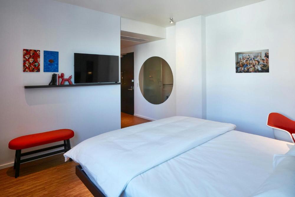 King Room - Accessible interior